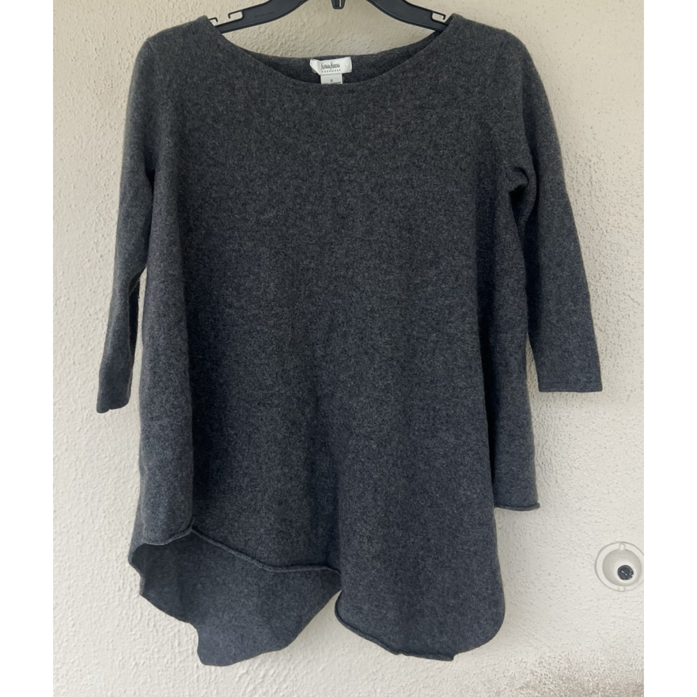 Neiman Marcus 100% Cashmere Gray 3/4 Asymmetrical Hem Sweater S Luxury Capsule